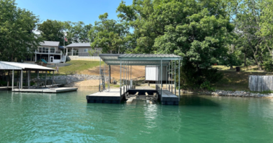 5 Advantages of Hiring a Floating Dock Builder
