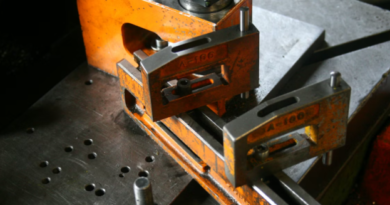 Precision in Production: Signs You Need Progressive Die Steel Stamping