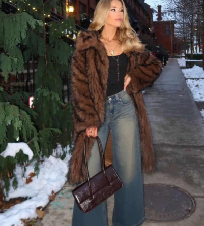Winter Holiday Outfits: Stylish Ideas for Every Cold-Weather Celebration