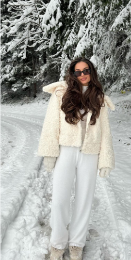 Winter Chic Outfits: Elegant and Stylish Ideas for Cold Weather