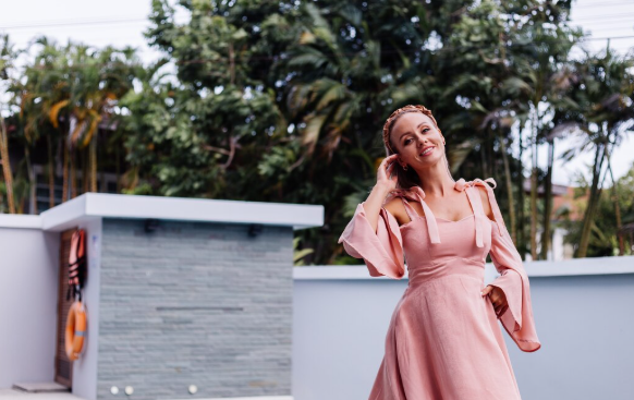 Midi Pink Dress: Elegant Styles, Outfit Ideas, and Styling Tips